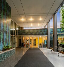 981 Nelson St, Vancouver, BC for lease Lobby- Image 1 of 4