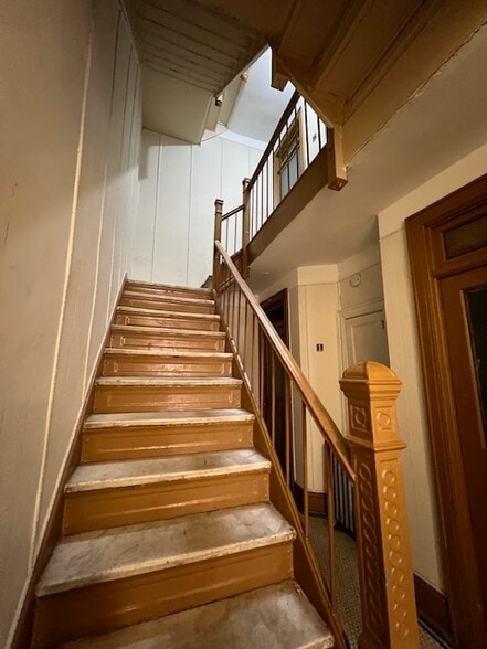 3149 33rd St, Astoria, NY à vendre - Photo du bâtiment - Image 2 de 18