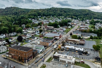 448 Carolina Ave, Chester, WV - AERIAL  map view