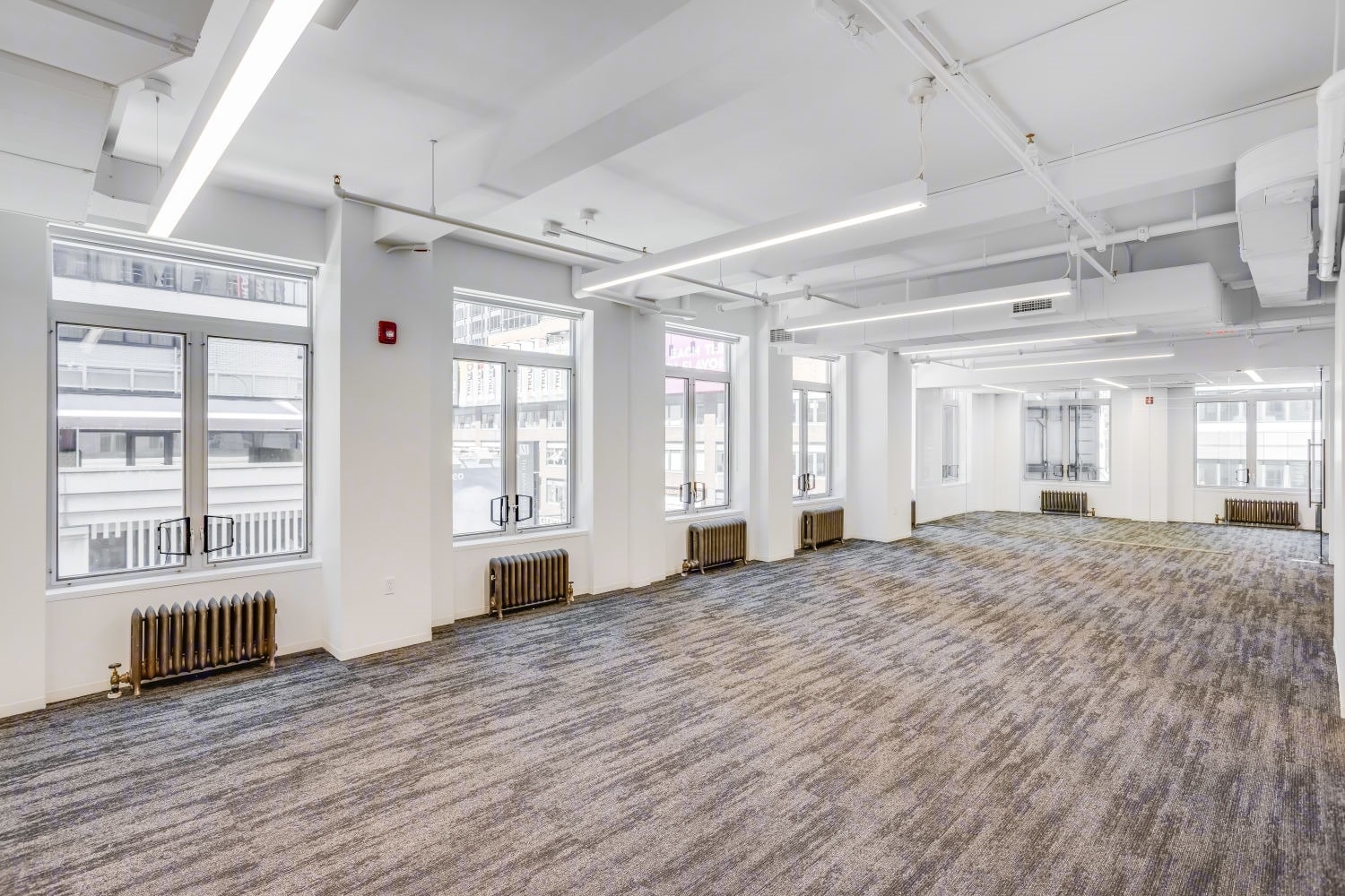 1674 Broadway, New York, NY for lease Interior Photo- Image 1 of 5