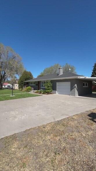 207 Main St, Rexburg, ID à vendre - Vidéo sur l’inscription commerciale - Image 2 de 51