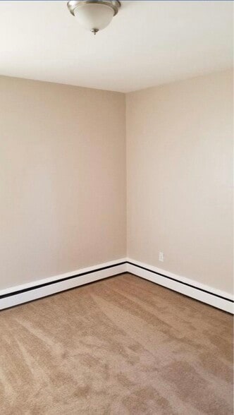 311 Broadway, Laurel Springs, NJ à vendre - Photo du bâtiment - Image 3 de 13