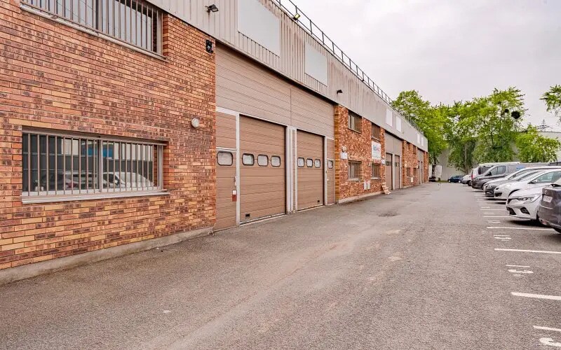 Flex dans Lisses à louer - Photo du bâtiment - Image 1 de 5