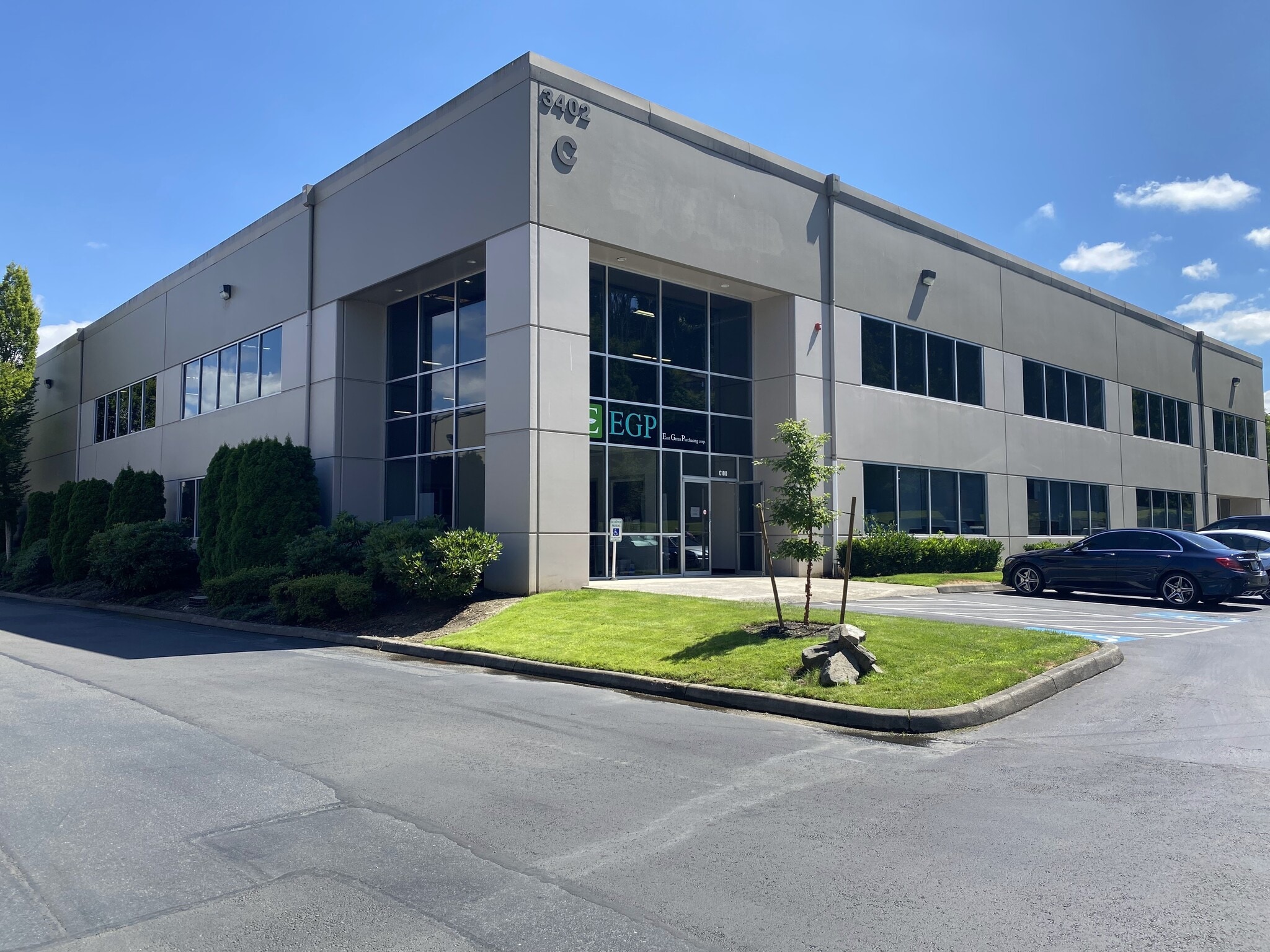 3402 W Valley Hwy N, Auburn, WA for lease Interior Photo- Image 1 of 3