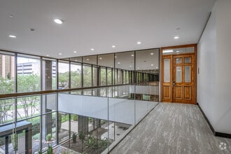 1717 St. James Place, Houston, TX à vendre Photo intérieure- Image 2 de 9