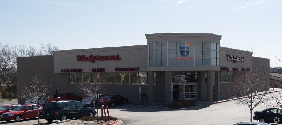 3915 S Noland Rd, Independence, MO for sale - Primary Photo - Image 1 of 6