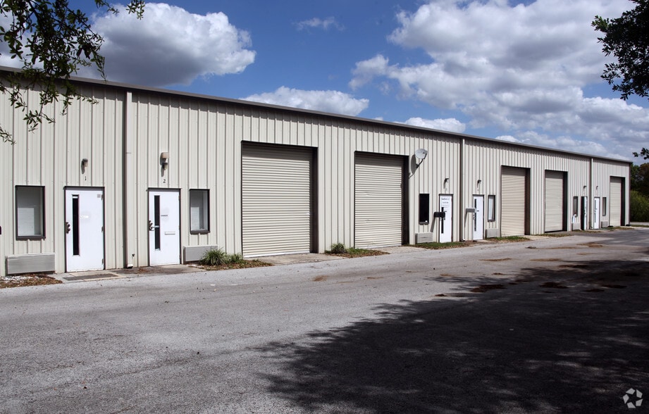 808 Woodrow Wilson St, Plant City, FL à louer - Photo du bâtiment - Image 2 de 7
