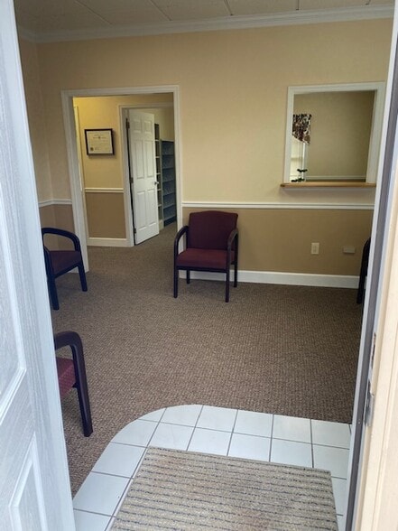 659 Emory Valley Rd, Oak Ridge, TN for lease - Building Photo - Image 3 of 23