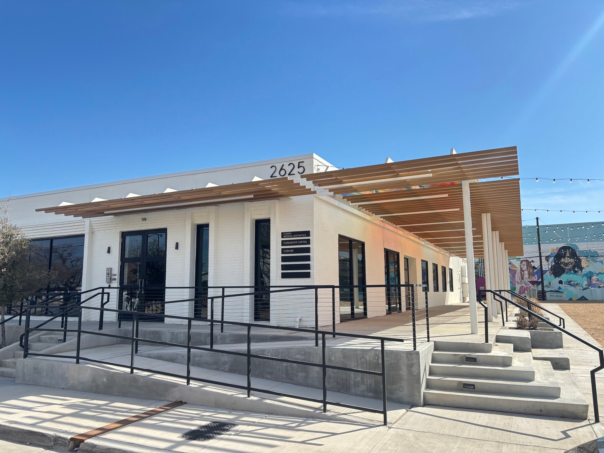 2625 Whitmore St, Fort Worth, TX for lease Building Photo- Image 1 of 6