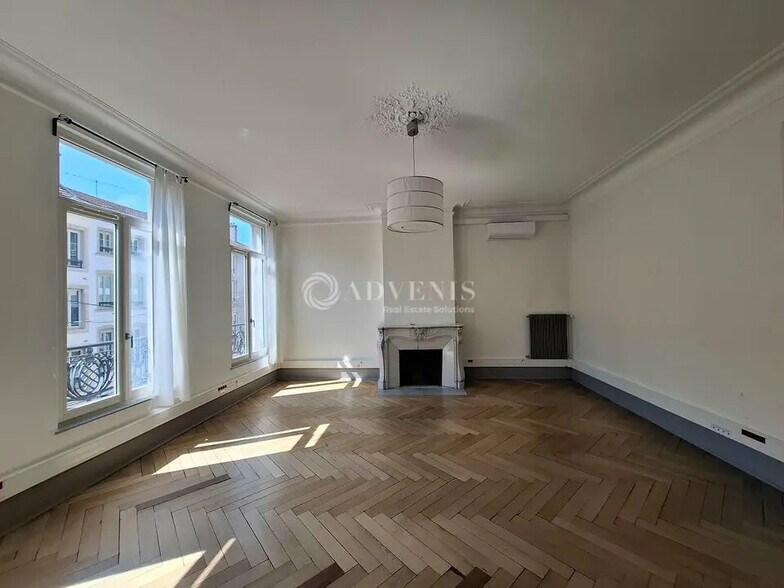 Office in Nancy for lease - Interior Photo - Image 3 of 7