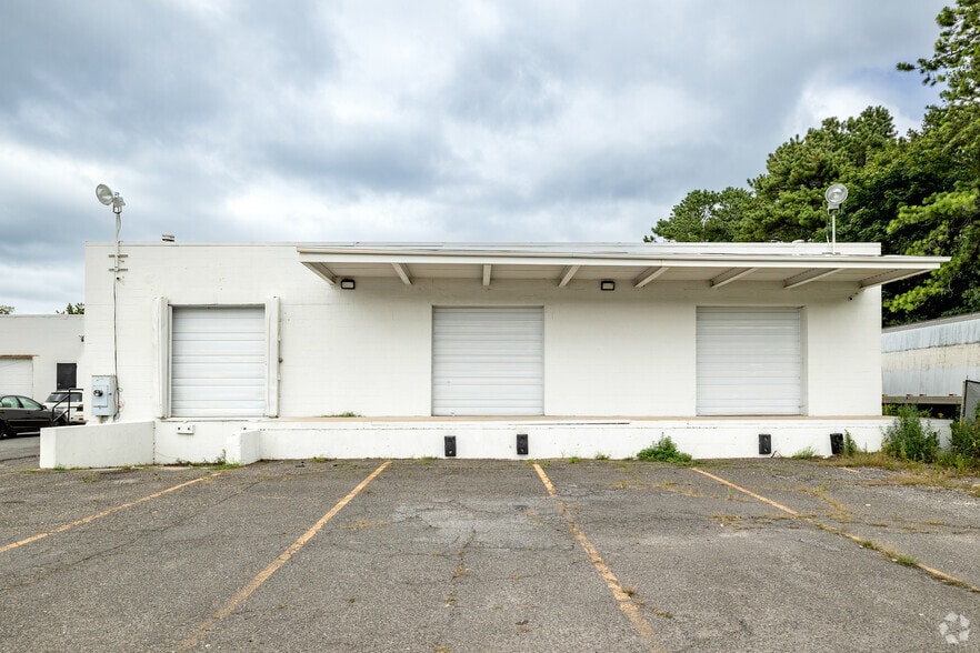 3669 Route 112, Coram, NY for lease - Building Photo - Image 2 of 6