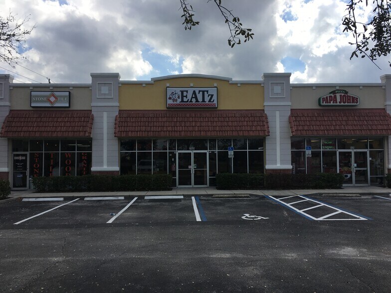 7965 N Wickham Rd, Melbourne, FL à louer - Photo du bâtiment - Image 2 de 16