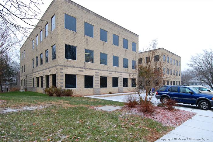 877 Baltimore Annapolis Blvd, Severna Park, MD à louer - Photo du bâtiment - Image 3 de 11