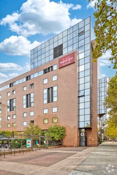 8 Esplanade Compans Caffarelli, Toulouse for lease - Building Photo - Image 2 of 37