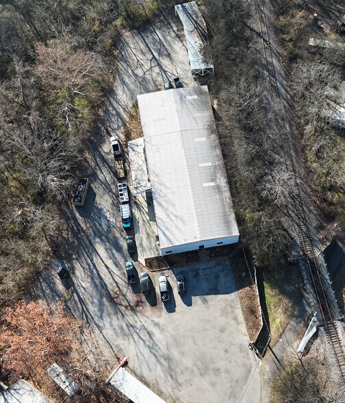 300 Eddy Ct, Franklin, TN à louer - Photo du bâtiment - Image 2 de 10