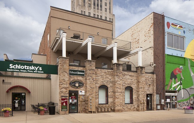 Plus de détails pour 18 W Michigan Ave, Battle Creek, MI - Plusieurs types d'espaces à louer