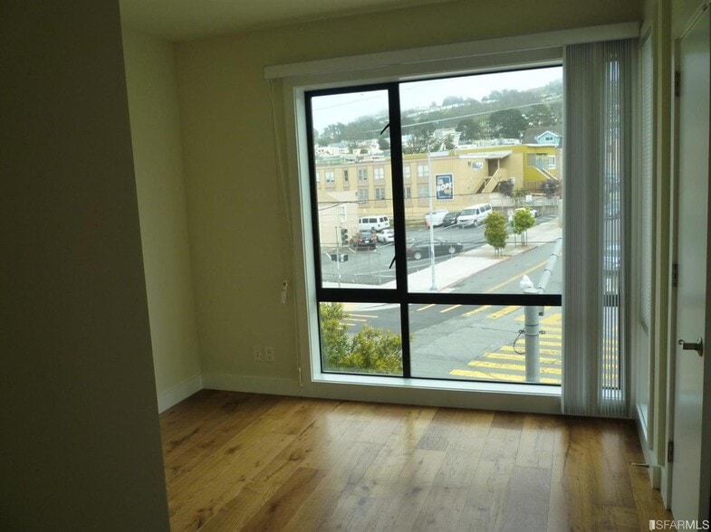 5680 Mission St, San Francisco, CA for sale - Building Photo - Image 2 of 7