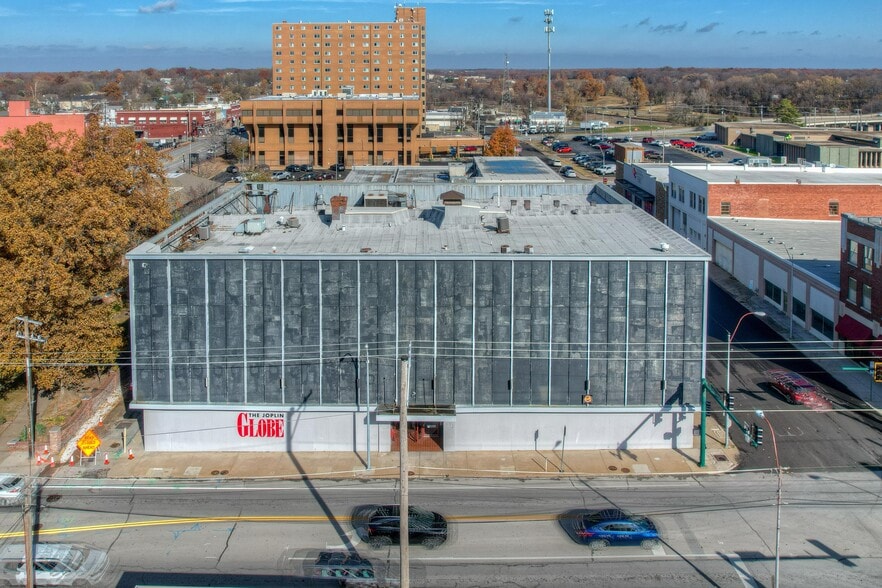 117 E 4th St, Joplin, MO for sale - Building Photo - Image 3 of 75