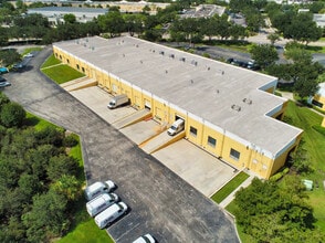 12601 Westlinks Dr, Fort Myers, FL for lease Building Photo- Image 1 of 4