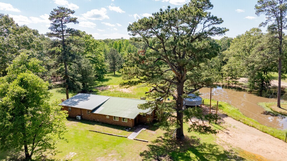 17631 Farm Road 1159, Clarksville, TX for sale - Primary Photo - Image 2 of 62