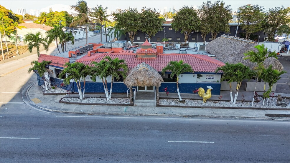 45 NW 22nd Ave, Miami, FL for lease - Building Photo - Image 3 of 60