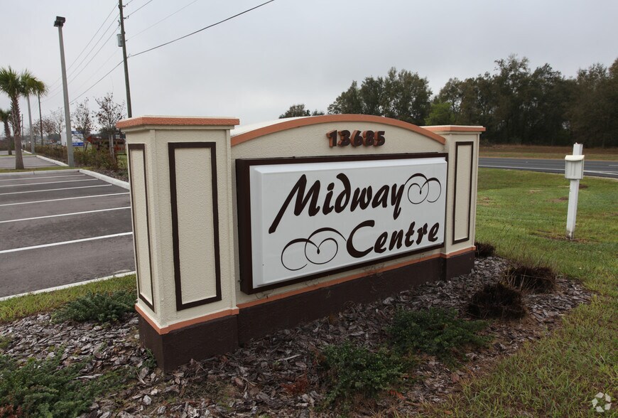 13685 S US Highway 441, Summerfield, FL à louer - Photo du bâtiment - Image 2 de 5