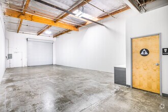 600 S Grand Ave, Santa Ana, CA à louer Photo intérieure- Image 1 de 2