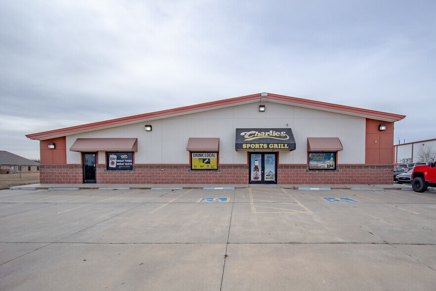 14530 NE 20th St, Choctaw, OK à louer - Photo du bâtiment - Image 3 de 4