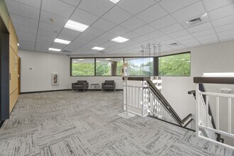 15 Corporate Dr, Trumbull, CT for lease Interior Photo- Image 2 of 6