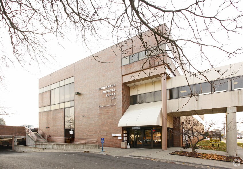 3120 Carpenter St, Hamtramck, MI à louer - Photo du bâtiment - Image 1 de 7