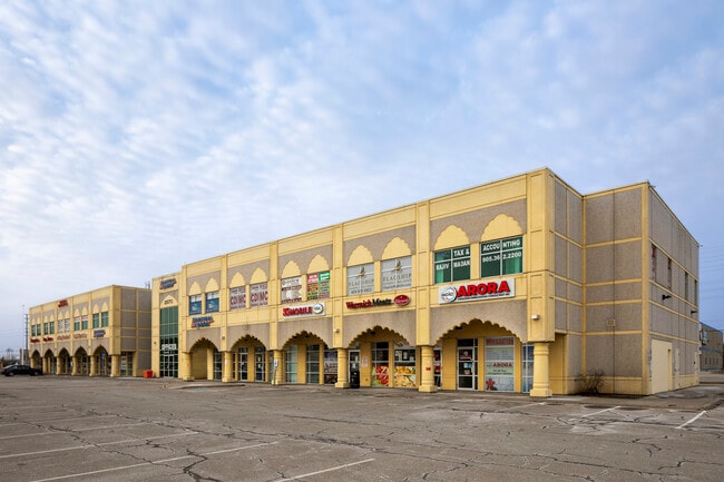 Plus de détails pour 2970 Drew Rd, Mississauga, ON - Commerce de détail à vendre