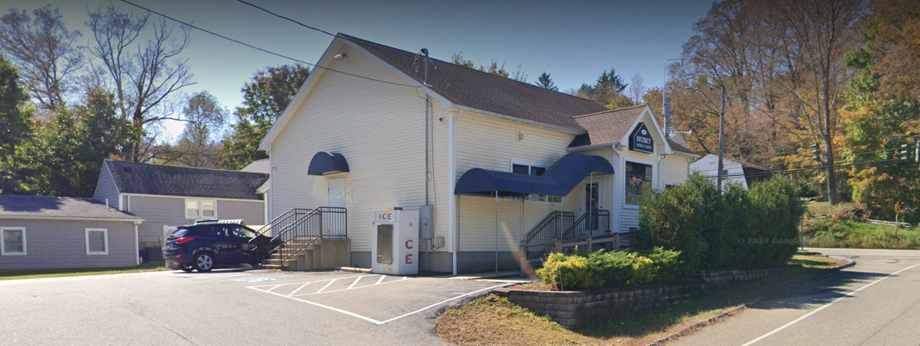 454 Storrs Rd, Mansfield Center, CT à vendre Photo du bâtiment- Image 1 de 1