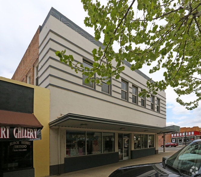 439 Center St, Yuba City, CA for lease - Building Photo - Image 3 of 8