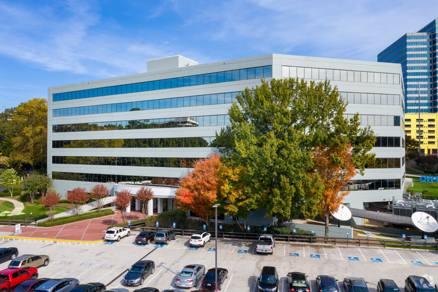 3500 Piedmont Rd NE, Atlanta, GA for lease - Building Photo - Image 1 of 17