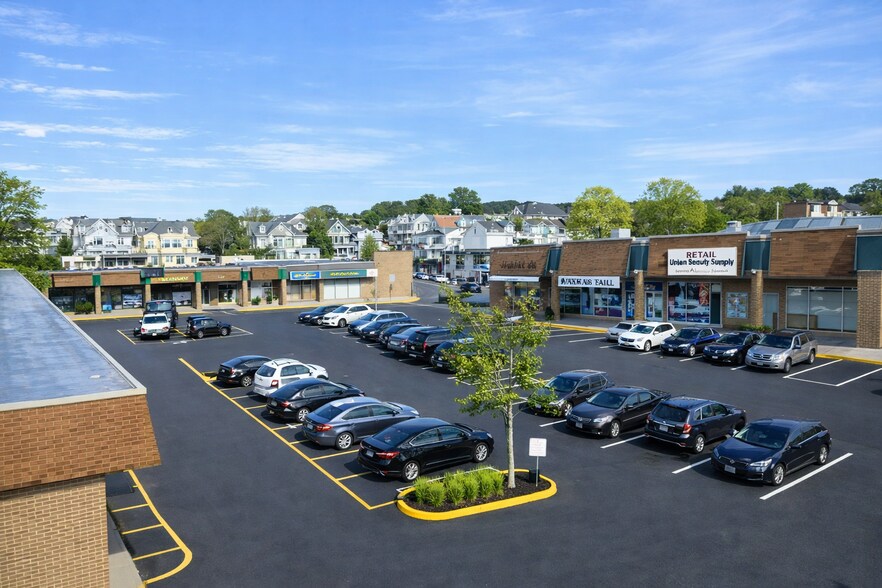 1101-1109 Main St, Peekskill, NY à louer - Photo du bâtiment - Image 2 de 10