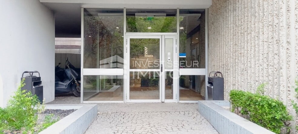 Office in Boissy Saint Leger for lease - Building Photo - Image 3 of 6