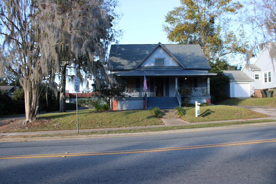 738 E Park Ave, Tallahassee, FL à vendre - Photo du bâtiment - Image 1 de 14