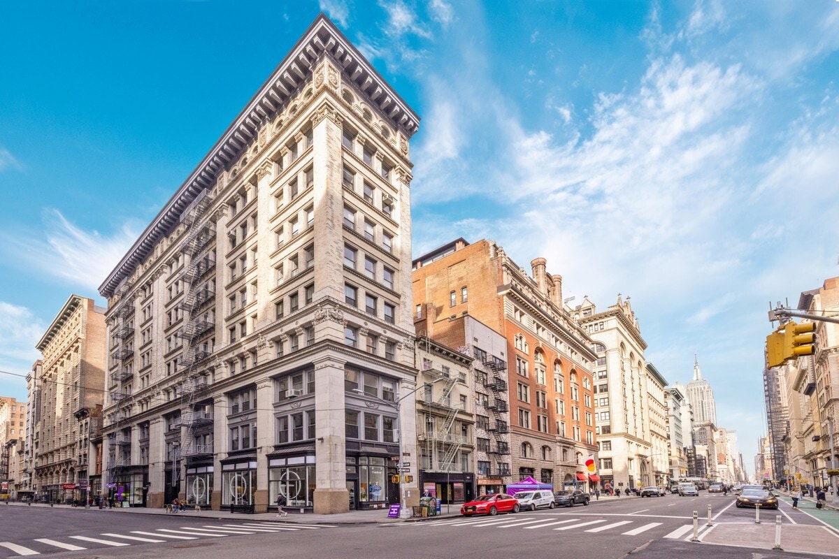 1-5 W 19th St, New York, NY for lease Primary Photo- Image 1 of 2