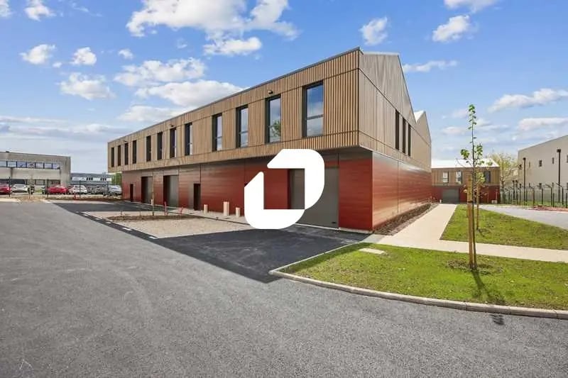 Office in Marcoussis for lease - Building Photo - Image 1 of 8