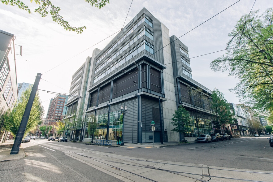 1400 NW Northrup St, Portland, OR for lease - Building Photo - Image 2 of 15