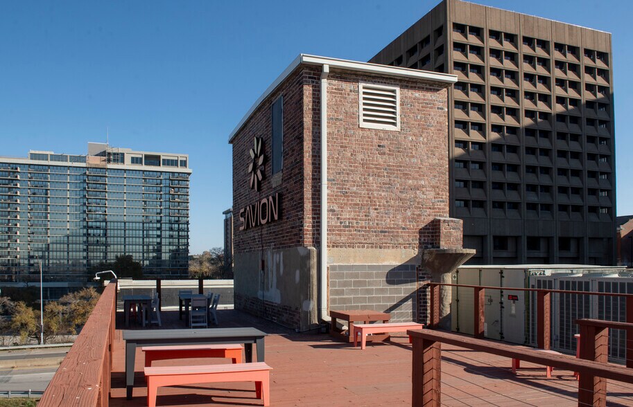 416-422 Admiral Blvd, Kansas City, MO à vendre - Photo du bâtiment - Image 2 de 22