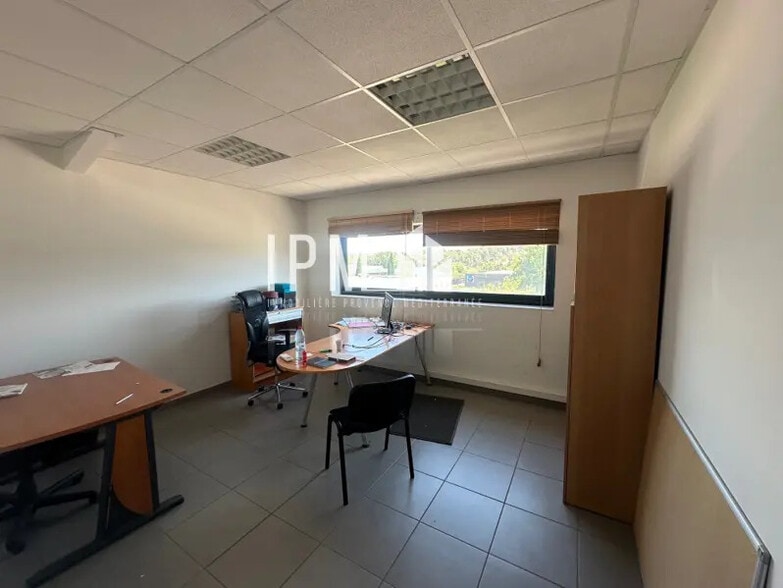 Bureau dans Gardanne à louer - Photo intérieure - Image 2 de 5