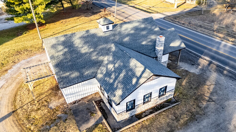 720 Medina St, Lodi, OH à vendre - Photo du bâtiment - Image 3 de 29