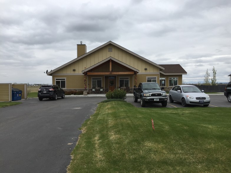 1107 Happy Ln, Belgrade, MT for sale - Primary Photo - Image 1 of 1