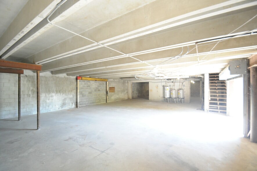 3105 Clarksville Hwy, Nashville, TN for lease - Building Photo - Image 3 of 4