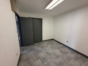 7752 Hammerly Blvd, Houston, TX for lease Interior Photo- Image 2 of 10