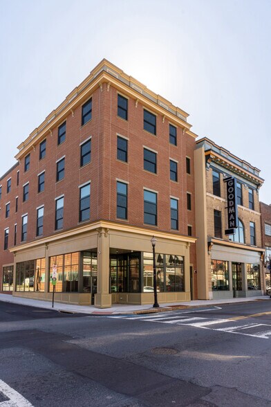 30-32 E 3rd St, Bethlehem, PA à louer - Photo du bâtiment - Image 3 de 7