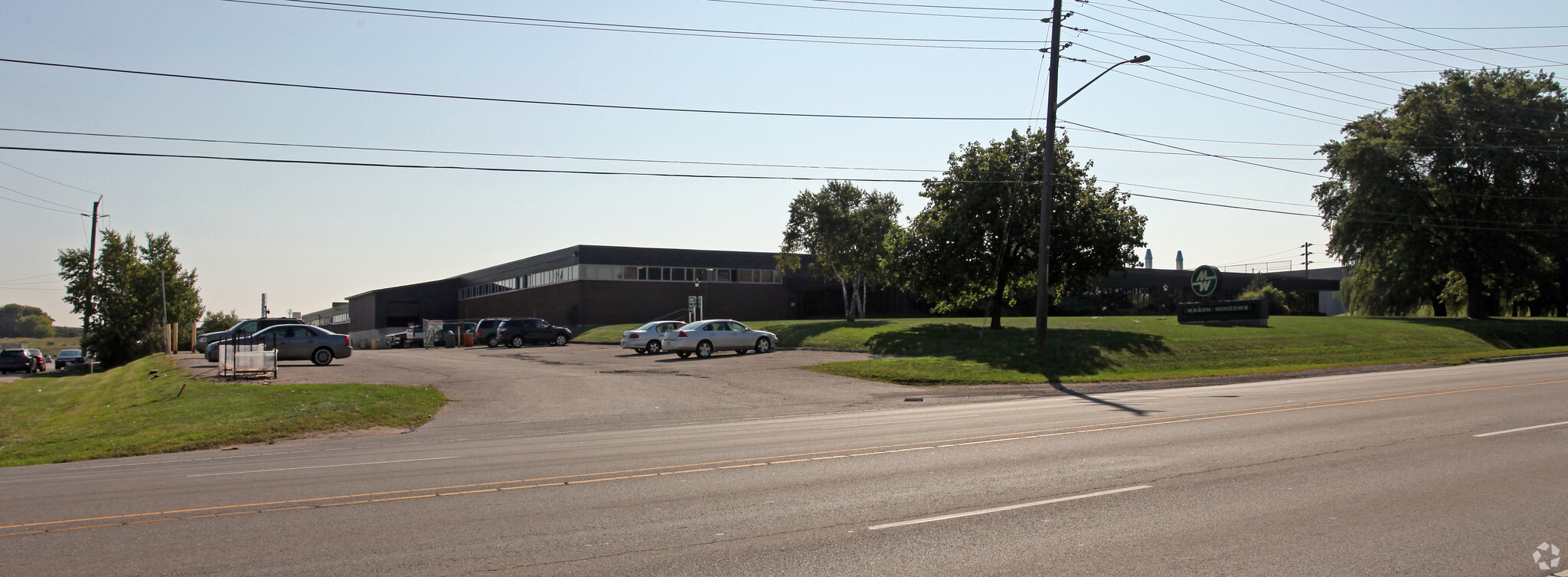 913 Brock Rd, Pickering, ON for lease Primary Photo- Image 1 of 4