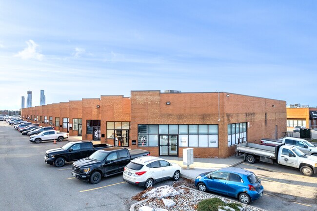 Plus de détails pour 133 Applewood Cres, Vaughan, ON - Flex à vendre