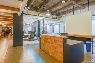 205 W Wacker Dr, Chicago, IL for sale Interior Photo- Image 2 of 9